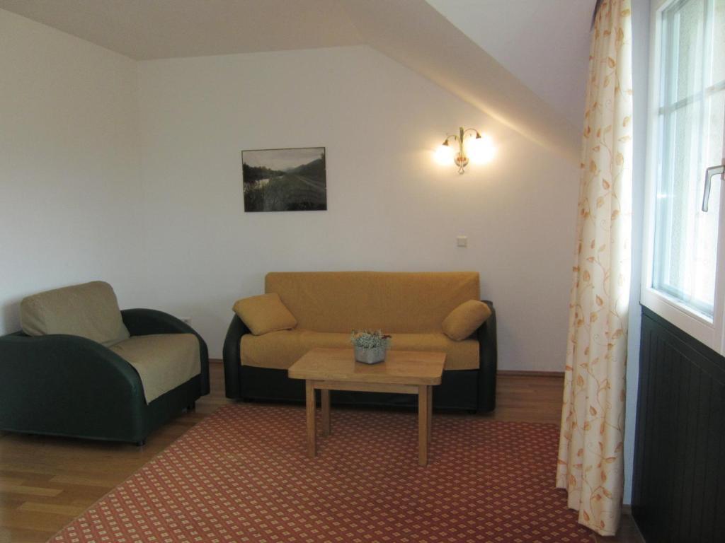 Ferienwohnungen Forellenhof Waldner Gundersheim 客房 照片